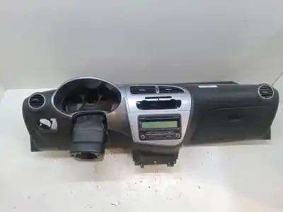 Recambio de automóvil de segunda mano de SALPICADERO para SEAT LEON (1P1)  referencias OEM IAM   