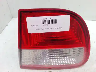 Second-hand car spare part right tailgate door light for seat leon (1m1) 1.6 16 v oem iam references 