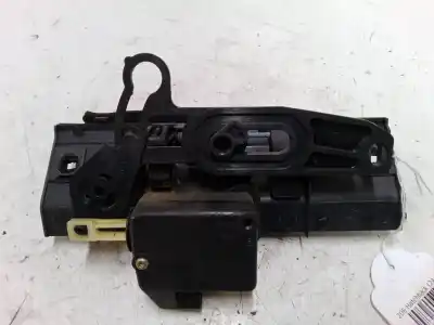 Second-hand car spare part tailgate back door handle for peugeot 206 fastback (2a/c) 1.4 i oem iam references 