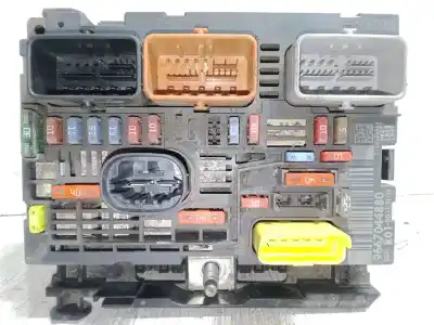 Pièce détachée automobile d'occasion BOÎTES À FUSIBLES pour CITROEN C4 PICASSO I MONOSPACE (UD_)  Références OEM IAM 9667044880 BSMR0100 