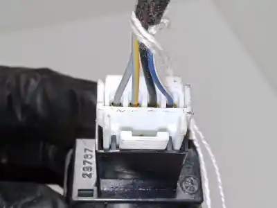 Автозапчасти б/у выключатель переднего правого окна за fiat 500 (312_) 1.3 d multijet (312axb1a) ссылки oem iam   