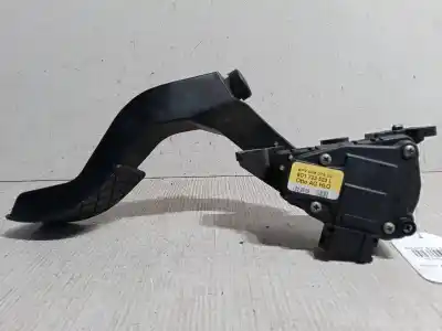 Pièce détachée automobile d'occasion Pédale D'accélérateur pour VOLKSWAGEN PASSAT B5.5 (3B3) 1.8 T 20V Références OEM IAM 8D1723523L  