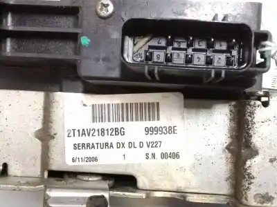 Автозапчастина б/у замок передній праві двері для ford transit connect (p65_, p70_, p80_) 1.8 tdci посилання на oem iam 2t1av21812bg  
