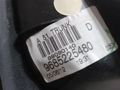 Pezzo di ricambio per auto di seconda mano luce di coda interna destra per citroen c3 ii (sc_) 1.4 hdi 70 (sc8hzc, sc8hr0, sc8hp4) riferimenti oem iam 9685225480  