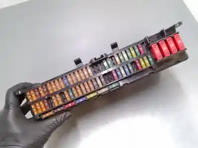 Peça sobressalente para automóvel em segunda mão caixa de fusíveis e relés por bmw x5 (e53) 3.0 d referências oem iam 518877006  