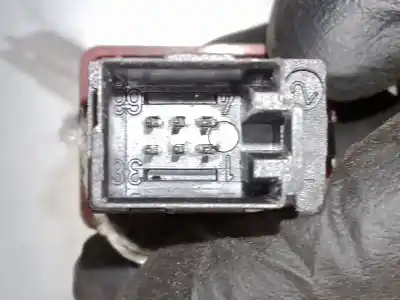 Second-hand car spare part hazard warning lights for audi a4 b7 avant (8ed) 2.0 tdi oem iam references 8e0941509  