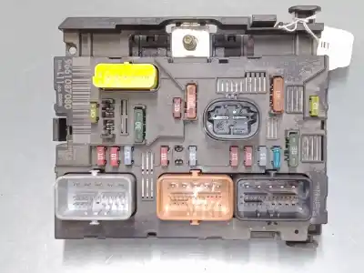 Gebrauchtes Autoersatzteil RELAIS SICHERUNGSKASTEN Multifunktionsrelais zum PEUGEOT 307 CC (3B)  OEM-IAM-Referenzen 9661087080  