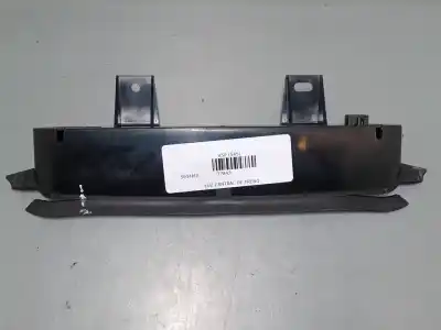 Second-hand car spare part central brake light for volvo v50 (545) 2.4 oem iam references   