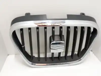 Second-hand car spare part FRONT GRILLE for SEAT ALTEA XL (5P5, 5P8) 2.0 TDI 4x4 OEM IAM references   