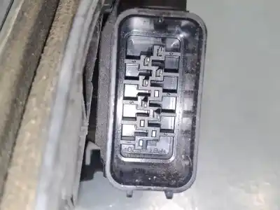 Автозапчасти б/у замок задней правой двери за ford c-max (dm2) 1.6 tdci ссылки oem iam 3m5ar26412bs  