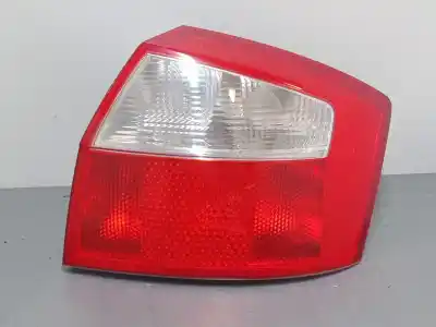 Автозапчасти б/у ПРАВЫЙ ЗАДНИЙ ФОНАРЬ за AUDI A4 B6 (8E2)  ссылки OEM IAM 8E5945218 153924005 