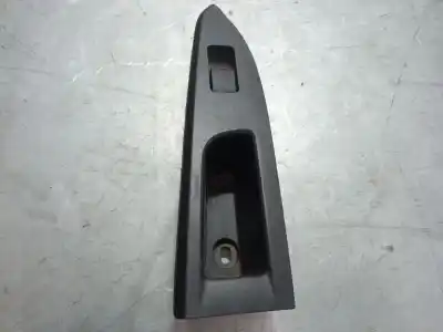 Peça sobressalente para automóvel em segunda mão Botão / Interruptor Elevador Vidro Traseiro Direito por MAZDA 2 (DE_, DH_) 1.4 MZR-CD Referências OEM IAM D65166370  