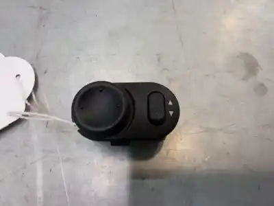 Second-hand car spare part REARVIEW SIDE MIRROR SWITCH for OPEL ASTRA G HATCHBACK (T98) 2.0 DTI 16V (F08. F48) OEM IAM references 09226861  