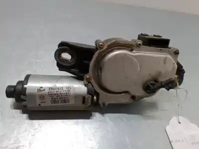 Peça sobressalente para automóvel em segunda mão MOTOR DO LIMPADOR TRASEIRO por VOLKSWAGEN CADDY III FURGONETA/MONOVOLUMEN (2KA, 2KH, 2CA, 2CH) 1.9 TDI Referências OEM IAM 2K0955712B  