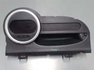 Tweedehands auto-onderdeel INSTRUMENTENPANEEL voor RENAULT TWINGO II (CN0_) 1.5 dCi 75 OEM IAM-referenties 8201127953  