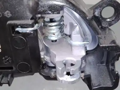 Second-hand car spare part interior left front handle for kia ceed tourer (cd) 1.6 crdi 136 oem iam references   