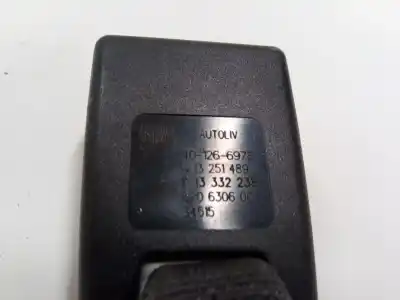 Peça sobressalente para automóvel em segunda mão chicote / encaixe cinto segurança traseiro central por opel zafira tourer c (p12) 1.6 cdti (75) referências oem iam   