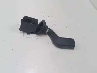 Pièce détachée automobile d'occasion COMMANDE DE CLIGNOTANTS pour OPEL CORSA C (X01) 1.2 (F08, F68) Références OEM IAM 52767533  