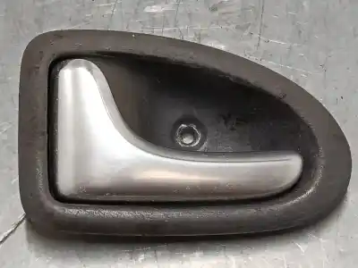 Автозапчастина б/у ліва передня внутрішня ручка для RENAULT SCÉNIC I MONOSPACE (JA0/1_, FA0_) 1.9 dTi (JA1U) Посилання на OEM IAM 8200028994  