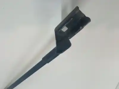 Second-hand car spare part left front windshield wiper arm for opel zafira tourer c (p12) 1.6 cdti (75) oem iam references   