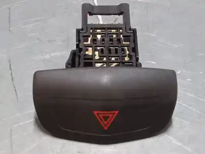 Peça sobressalente para automóvel em segunda mão Interruptor 4 Piscas - Emergência por NISSAN PRIMERA HATCHBACK (P12) 2.0 Referências OEM IAM   