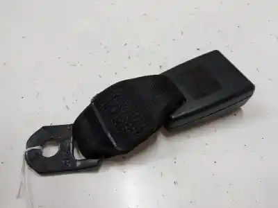 Автозапчасти б/у КРЮК ДЛЯ РЕМНЯ ЗАДНИЙ ПРАВЫЙ за AUDI A2 (8Z0) 1.4 TDI ссылки OEM IAM 8Z0857739F   Автозапчасти б/у КРЮК ДЛЯ РЕМНЯ ЗАДНИЙ ПРАВЫЙ за AUDI A2 (8Z0) 1.4 TDI ссылки OEM IAM 8Z0857739F