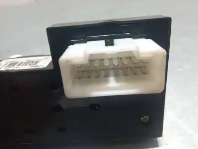 Second-hand car spare part left front power window switch for hyundai i30 (fd) 1.4 oem iam references   