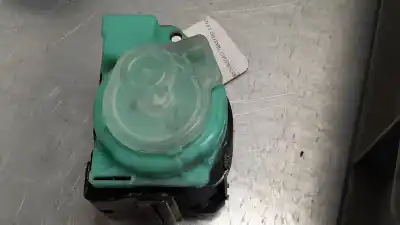 Second-hand car spare part central rear seat belt for nissan note (e11, ne11) 1.5 dci oem iam references   