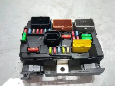 Second-hand car spare part Fuse Box Unit for CITROEN C3 II (SC_) 1.0 VTi 68 OEM IAM references 9667199680  