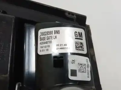 Автозапчастина б/у лівий задній ліхар в дверях для opel zafira tourer c (p12) 1.6 cdti (75) посилання на oem iam 39028598  