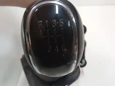 Peça sobressalente para automóvel em segunda mão alavanca de velocidades por opel zafira tourer c (p12) 1.6 cdti (75) referências oem iam 