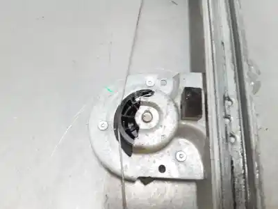 Peça sobressalente para automóvel em segunda mão elevador de vidros dianteiro direito por citroen c1 (pm_, pn_) 1.0 referências oem iam   