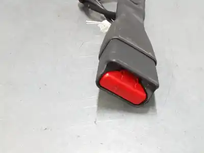 Peça sobressalente para automóvel em segunda mão chicote / encaixe cinto segurança dianteiro esquerdo por peugeot 108 1.2 referências oem iam   
