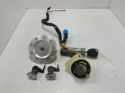 Peça sobressalente para automóvel em segunda mão conjunto de canhões de ignição por peugeot 206 cc (2d) 1.6 16v (2dnfuf, 2dnfur) referências oem iam 