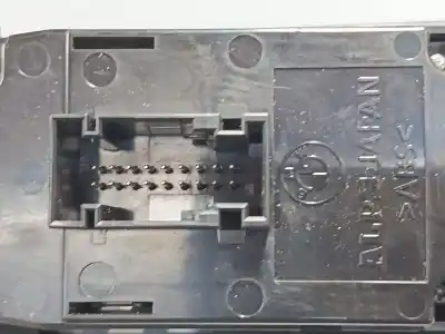 Second-hand car spare part left front power window switch for bmw 1 (e87) 120 d oem iam references 697020602  