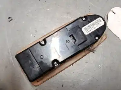 Peça sobressalente para automóvel em segunda mão botão / interruptor elevador vidro dianteiro esquerdo por bmw x3 (e83) 2.0 sd referências oem iam 3414355  
