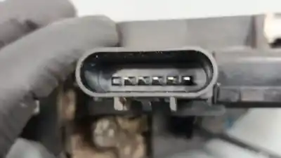 Pezzo di ricambio per auto di seconda mano serratura porta anteriore sinistra per smart forfour (454) 1.5 cdi (454.001) riferimenti oem iam a4547200135  