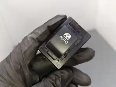 Second-hand car spare part  for KIA CEE'D FASTBACK (ED)  OEM IAM references 935751H100  