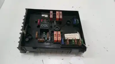 Gebrauchtes Autoersatzteil RELAIS SICHERUNGSKASTEN Multifunktionsrelais zum VOLKSWAGEN GOLF PLUS V (5M1, 521) 1.9 TDI OEM-IAM-Referenzen   