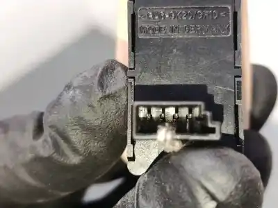Tweedehands auto-onderdeel schakelaar rechts voor ruit voor bmw x3 (e83) 2.0 sd oem iam-referenties   