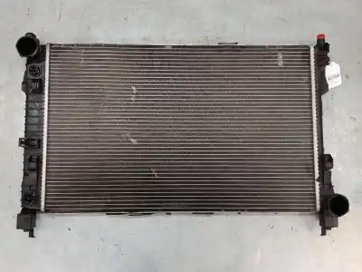 Peça sobressalente para automóvel em segunda mão RADIADOR DE ÁGUA por MERCEDES-BENZ CLASE C COUPÉ (CL203) C 220 CDI (203.708) Referências OEM IAM A2035000503  