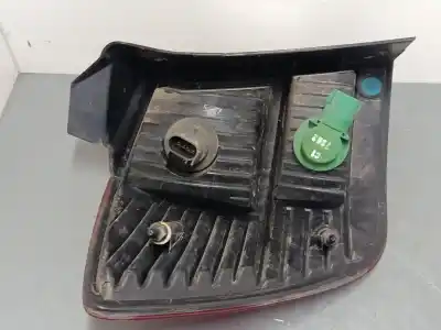 Second-hand car spare part right tailgate light for dodge journey 2.0 crd oem iam references 05067784ab  