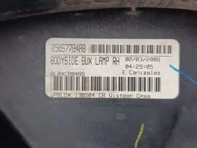 Second-hand car spare part right tailgate light for dodge journey 2.0 crd oem iam references 05067784ab  