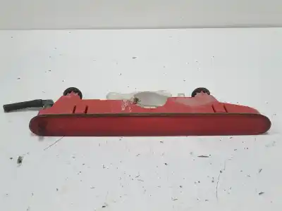 Pezzo di ricambio per auto di seconda mano Luce Freno Centrale per PEUGEOT PARTNER TEPEE 1.6 HDI 90 Riferimenti OEM IAM 89071289  9682830180