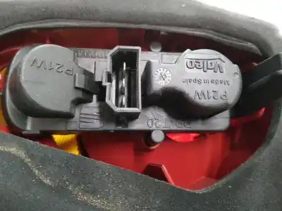 Second-hand car spare part right tailgate light for seat leon (1p1) 1.9 tdi oem iam references 1p0945112d  