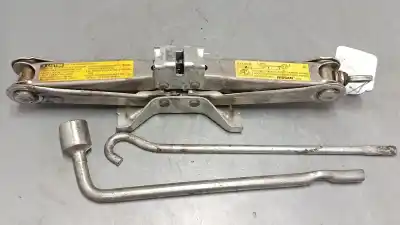 Pièce détachée automobile d'occasion CRIC HYDRAULIQUE pour NISSAN ALMERA I HATCHBACK (N15) 1.4 Références OEM IAM   