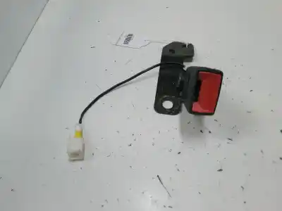 Pièce détachée automobile d'occasion BOUCLE DE CEINTURE DE SÉCURITÉ ARRIERE DROIT pour FIAT 500X (334_) 1.3 D MULTIJET (334AXH1A) Références OEM IAM   