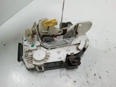 Second-hand car spare part front right door lock for dodge caliber 2.0 crd oem iam references 04589416ad  