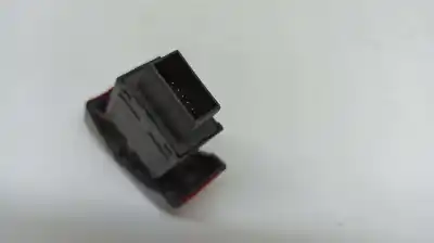 Second-hand car spare part hazard warning lights for opel corsa c club oem iam references 13539900 9138106 / 95526834 0524119