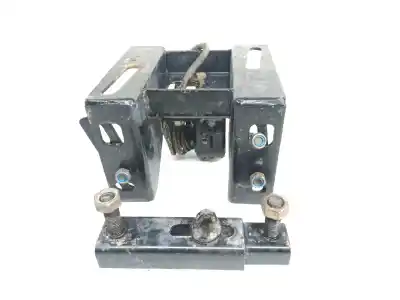 Pièce détachée automobile d'occasion support roue de secours pour renault maxity fg 150.35/45 références oem iam   